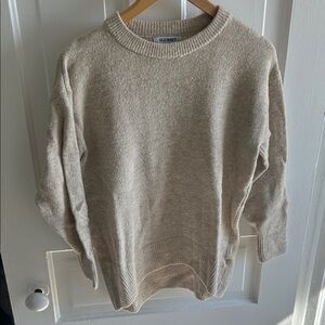 🔥Old Navy Beige Knit Sweater🔥
